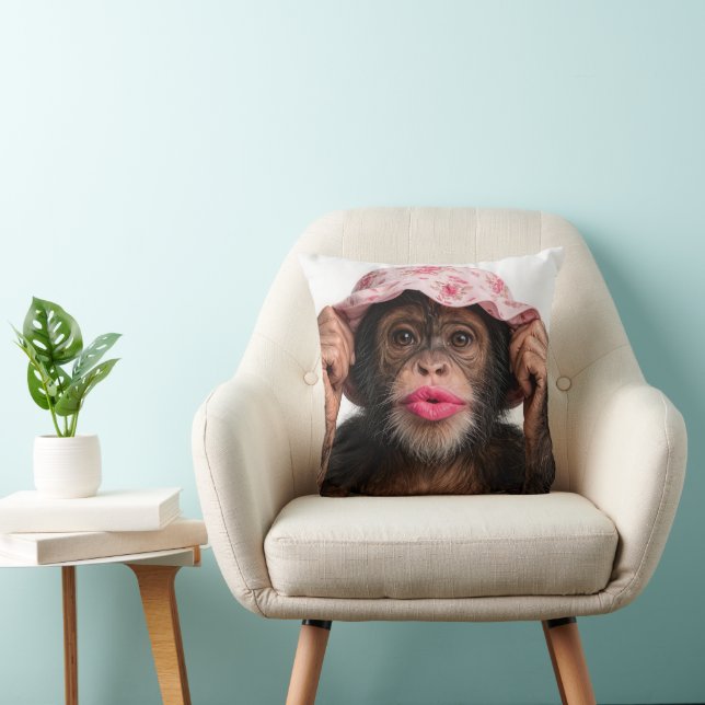 Almofada Chimpanzé Usando Batom Rosa (Cadeira)