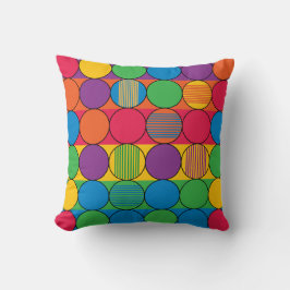 Almofada Círculos e faixas coloridas