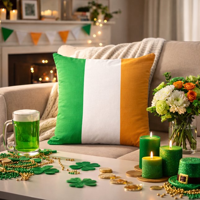 Almofada Clássico Tricolor Irlandês Inspirado  (Criador carregado)