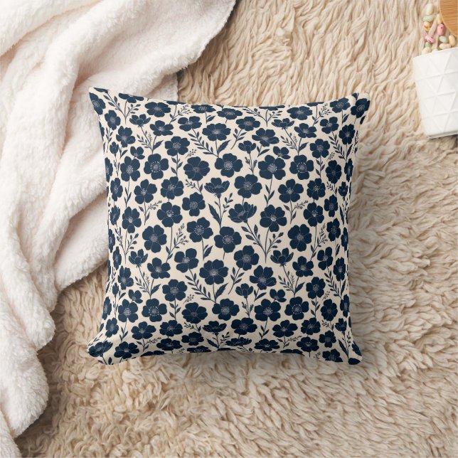 Almofada Clean monochrome wildflowers in navy on cream  (Cobertor)
