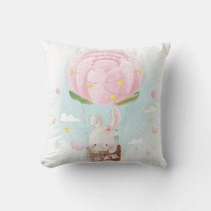 Almofada Coelhinho de Aquarela Cuja Cama É