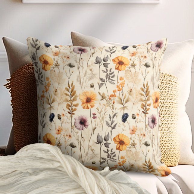 Almofada Colorir Flores Selvagens Boho (Colorful Wildflowers Boho Throw Pillow)