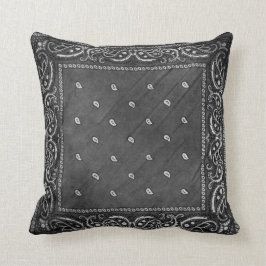 Almofada com Desenho Preto Paisley