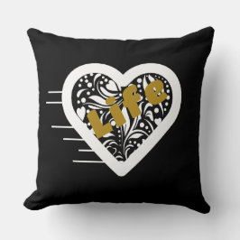 Almofada Cômoda Preta com Citação sobre Vida da Poeta Adiel