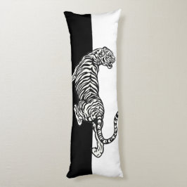 Almofada Comprida Tigre em preto e branco