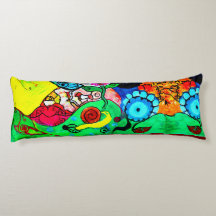 Travesseiro de corpo de cores felizes