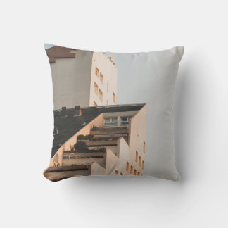 ALMOFADA CONSTRUÇÃO DE CONCRETOS BRANCOS