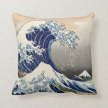 Almofada "Cópia da grande onda" do c.1930 original de<br><div class="desc">" Cópia da grande onda" do c.1930 original de Hokusai (desconhecido do artista)</div>