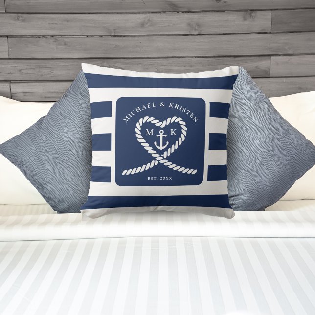 Almofada Coração Âncora Listrado Azul Náutico Casamento  (Nautical Blue Striped Heart Anchor Wedding Throw Pillow)
