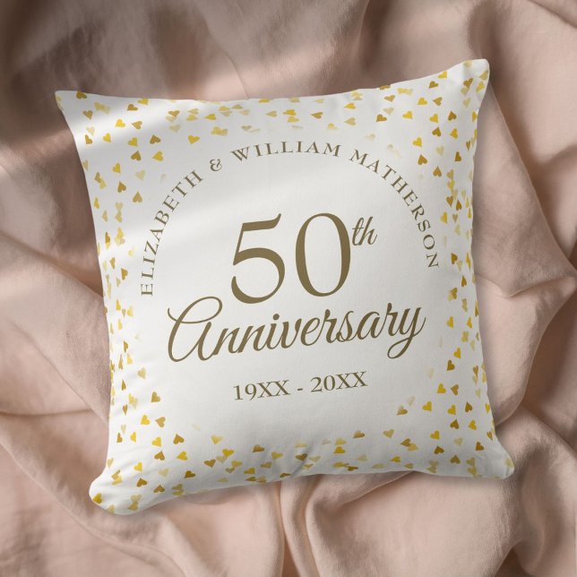 Almofada Corações do Ouro do 50º Aniversário do Casamento (50th Wedding Anniversary Golden Hearts Throw Pillow)