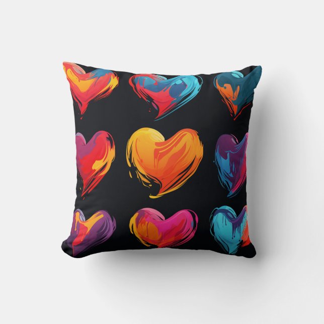 Almofada Corações pintados sobre fundo negro (Frente)