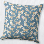 Almofada Corgi Dog Pattern Green<br><div class="desc">Diversão Pembroke Welsh Corgi em um fundo verde teal. Arte original de Nic Squirrell.</div>