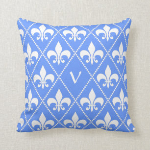 Almofada Cornflower Fleur de Lis com um monograma inicial