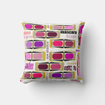 Coussin coloré et stylisé sur le maquillage