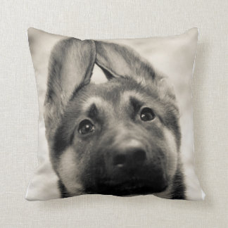 Almofada Coxim do filhote de cachorro do german shepherd