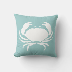 Almofada CRABS WHITE em travesseiro azul