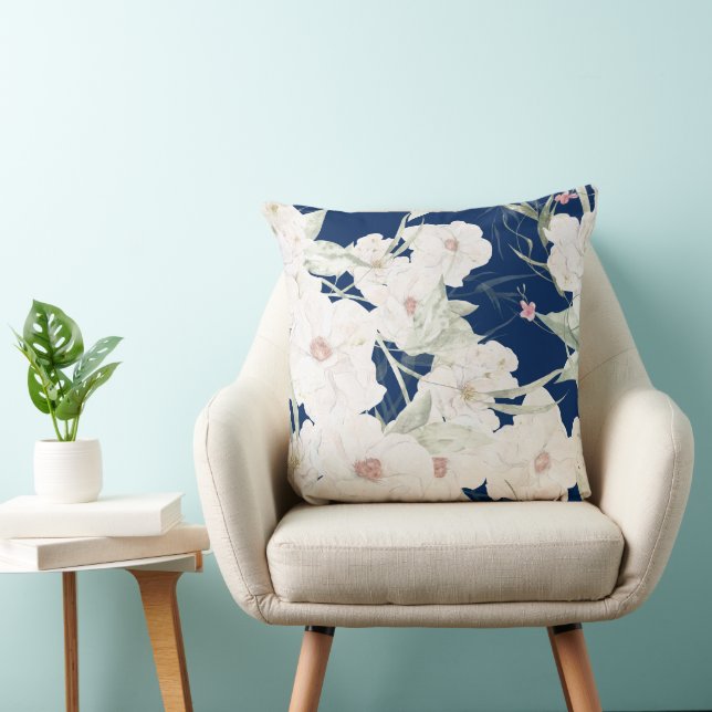 Almofada Crepúsculo Bloom I - Coleção Floral (Cadeira)
