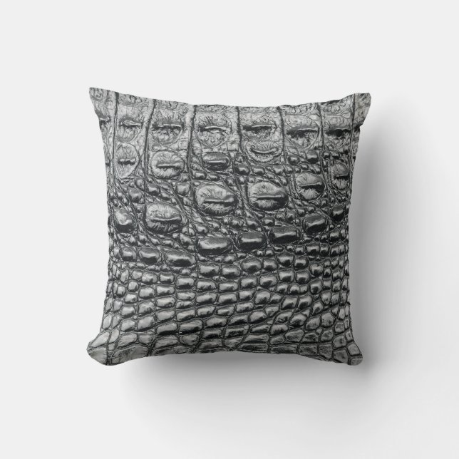 Almofada Crocodilo Noir: Preto Couro Mito (Frente)