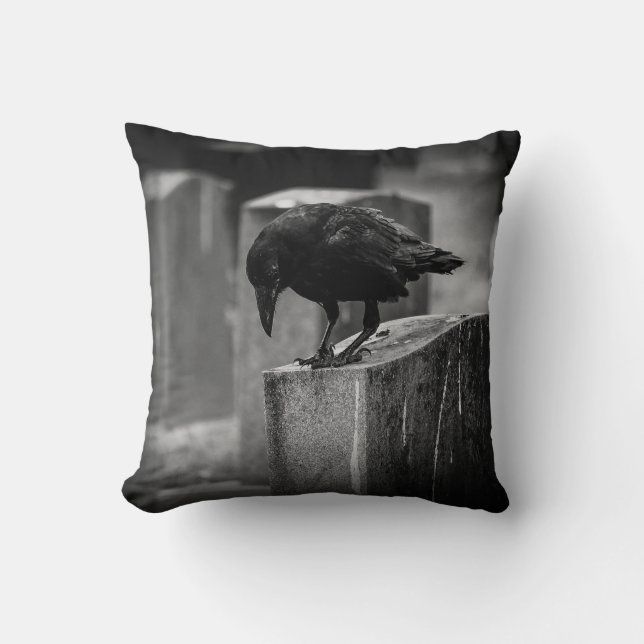 Almofada Crow do Cemitério de Queda (Frente)