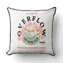 Cushion OVERFLOW desenhado por Adiela Akoo