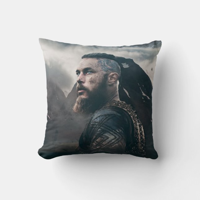 Almofada Cushion Ragnar Lothbrok (Frente)