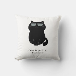 Almofada Cute Cat - I run this house now!