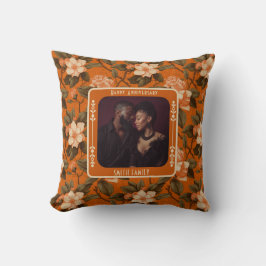 Almofada Cute Wedding Golden Anniversary Throw Pillow