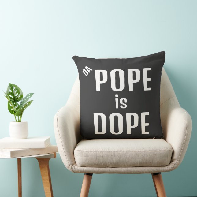 Almofada D.D. Pope é Travesseiro decorativo de Dope (Cadeira)