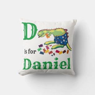Almofada D é para Daniel menino bebê 