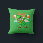 Almofada Dabbing Leprechaun for Kids Boys Mens Youth<br><div class="desc">Dabbing Leprechaun for Kids Boys Mens Youth St Patricks Day</div>