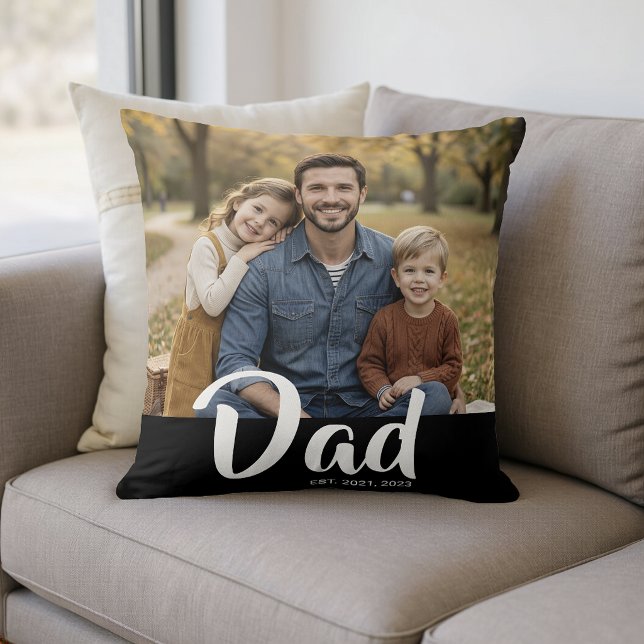 Almofada Dad Established Modern Script Photo (Dad Established Modern Script Photo Throw Pillow)