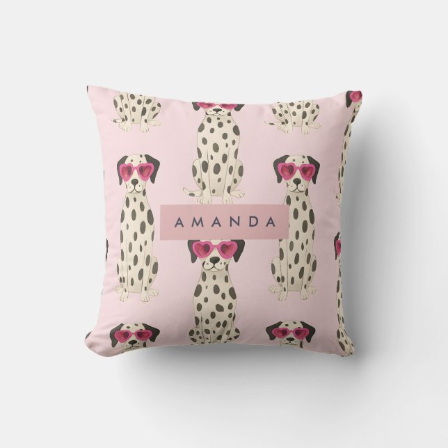 Almofada Dálmata Personalizado com Óculos de Coração Rosa (Frente)