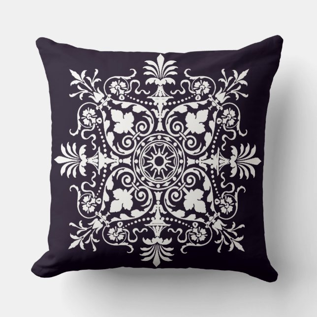 Almofada Damasco Floral Ornamentado Roxo Fundo (Frente)