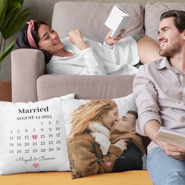 Almofada Data de Casamento no Calendário Personalizada Dia  (Criador carregado)