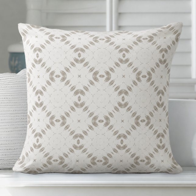 Almofada de Arremesso Branca Costeira Moderna (White and neutral modern coastal throw pillow by Totally Coast)