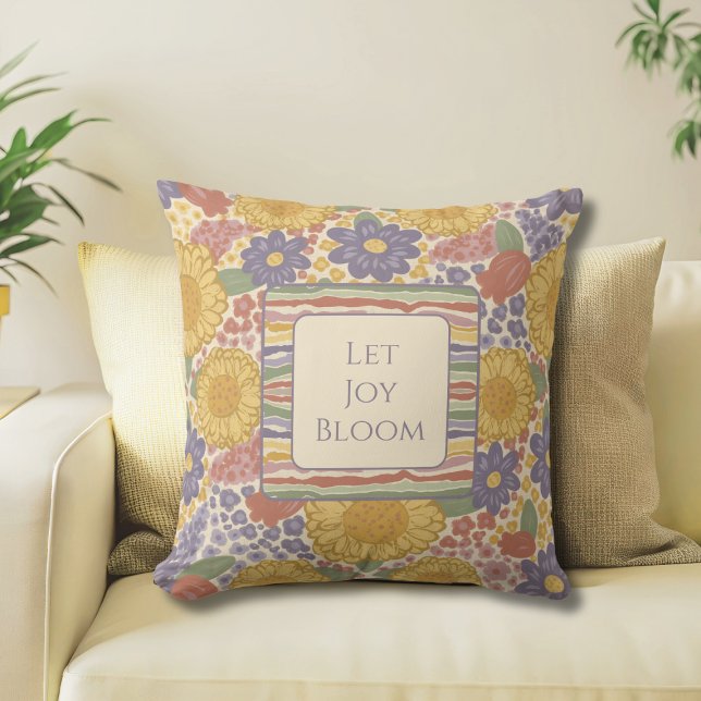 Almofada de Arremesso Reversível Deixe a Alegria F (Let Joy Bloom Reversible Throw Pillow – Editable Inspirational Quote – Floral Stripe Cottagecore Dec)