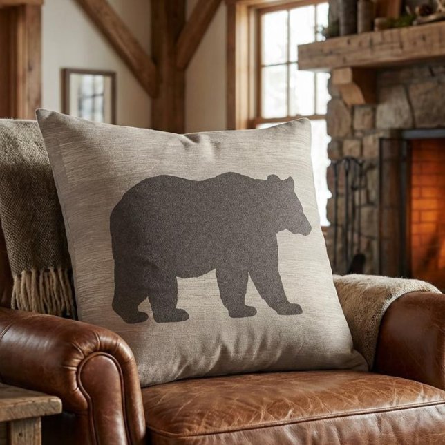 Almofada de Arremesso Silhueta de Urso Mountain Lo (bear silhouette throw pillow for mountain cabin)