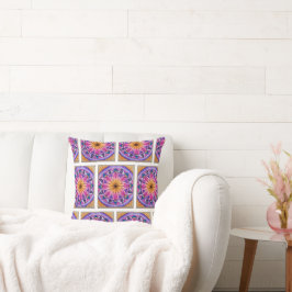 Almofada de sofá inspirada em boho colorida