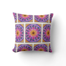 Almofada de sofá inspirada em boho colorida