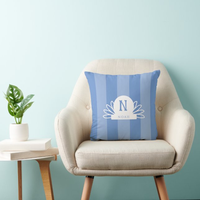 Almofada Decoração de berçário azul monogramada para menino (Cadeira)