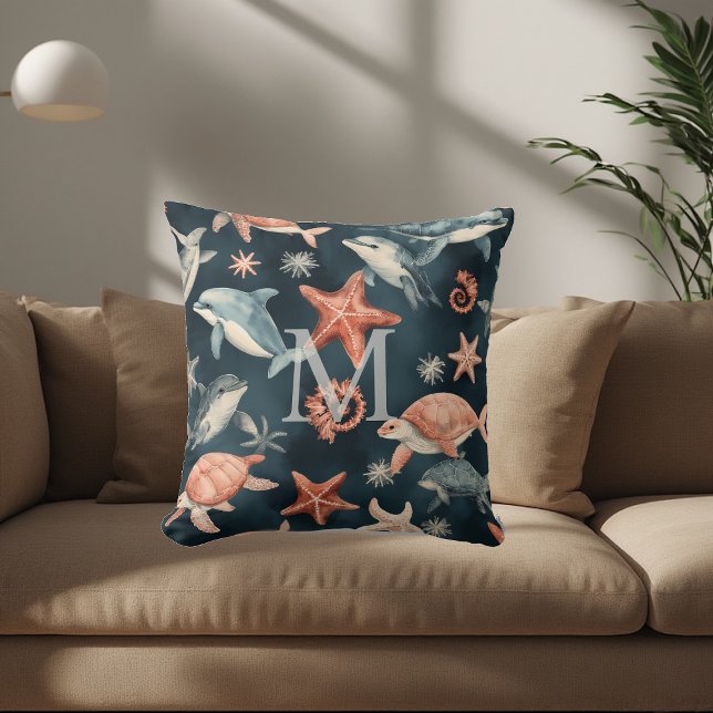 Almofada Decoração de Berçário Marinho com Tartaruga de Gol (Dolphin Turtle Marine Life Coastal Nursery Decor Throw Pillow)