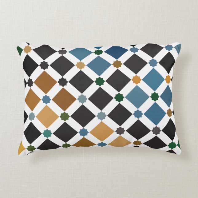 Almofada Decorativa Alhambra Geometric Pillow – Brushed Polyester Tile (Frente)