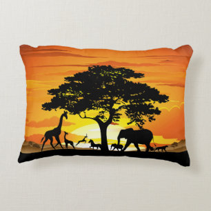 Almofada Decorativa Animais Selvagens no Sunset da savana africana