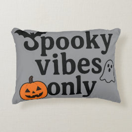 Almofada Decorativa Apenas Vibes Spooky 🎃 | Design de Vinheta Hallowe