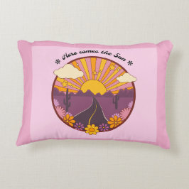 Almofada Decorativa Aqui vem o Travesseiro do Sol (Rosa)