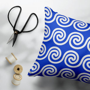 Almofada Decorativa Azul Padrão de Ondas Chave Meander Grego
