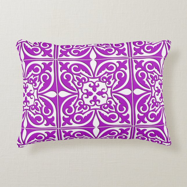 Almofada Decorativa Azulejo marroquino - roxo e branco violetas (Frente)