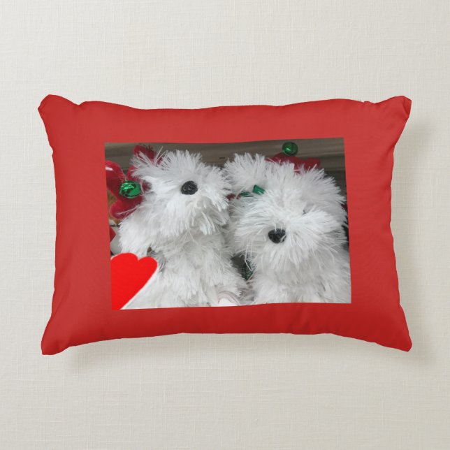 ALMOFADA DECORATIVA **BOMBAS BRANCAS FLUFFY** NATAL (Frente)