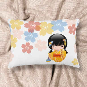 Almofada Decorativa Boneca Summer Kokeshi - Garota Kimono Geisha Amare