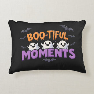 Almofada Decorativa Boo-Tiful Moments Cute Halloween Ghosts and Bats